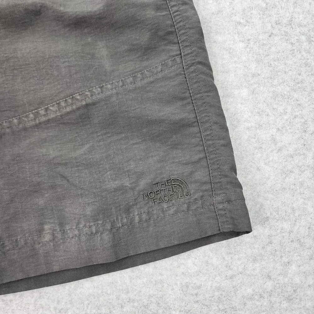 The North Face Chino Shorts Men 32 Gray Nylon Pockets Outdoors Hiking Activewear